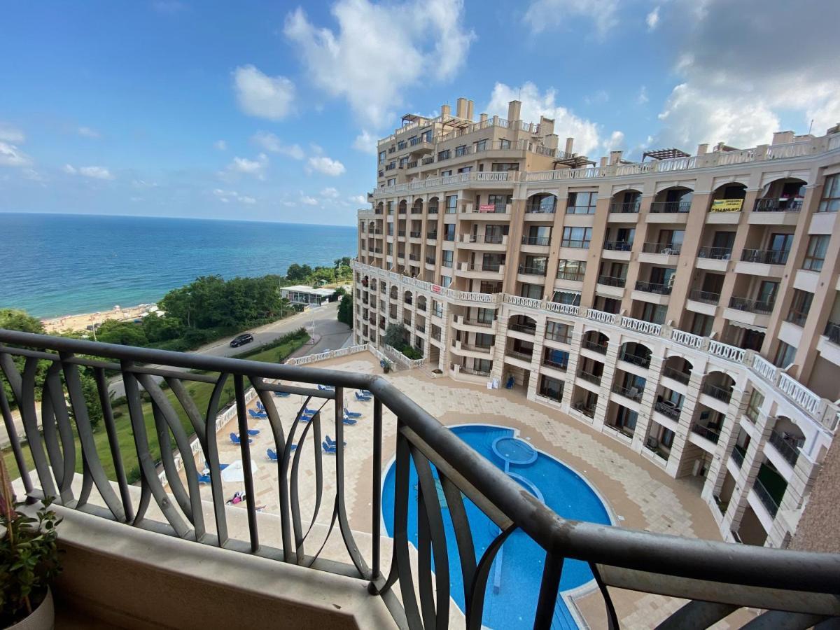 Elegantz Apartments 1 Варна Экстерьер фото
